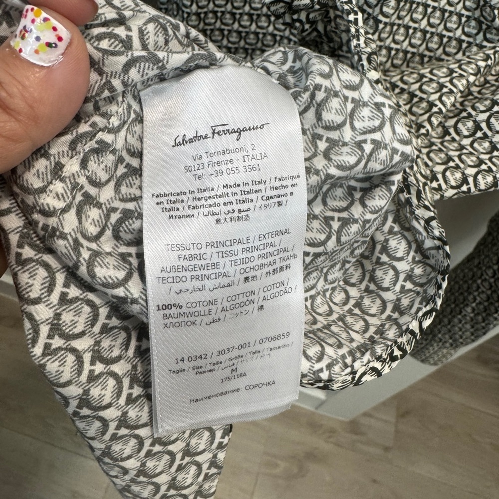 Salvatore Ferragamo Men’s Gancini Logo Print Button-Down Shirt M - Picture 7 of 8